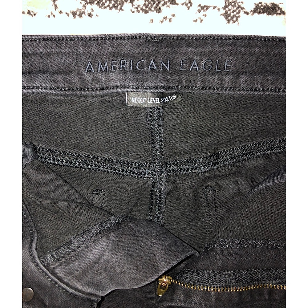 💕 Brand New AE Ne(x)t Level High-Waisted Jegging!